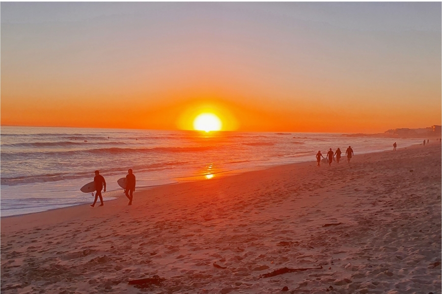 4 Bedroom Property for Sale in Beachfront Western Cape